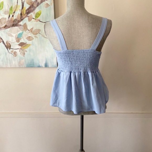 SHEIN 💙BABY BLUE💙SLEEVELESS SLIP ON SPRING SUMMER TOP SIZE MEDIUM 🌟EUC🌟 - Picture 3 of 8